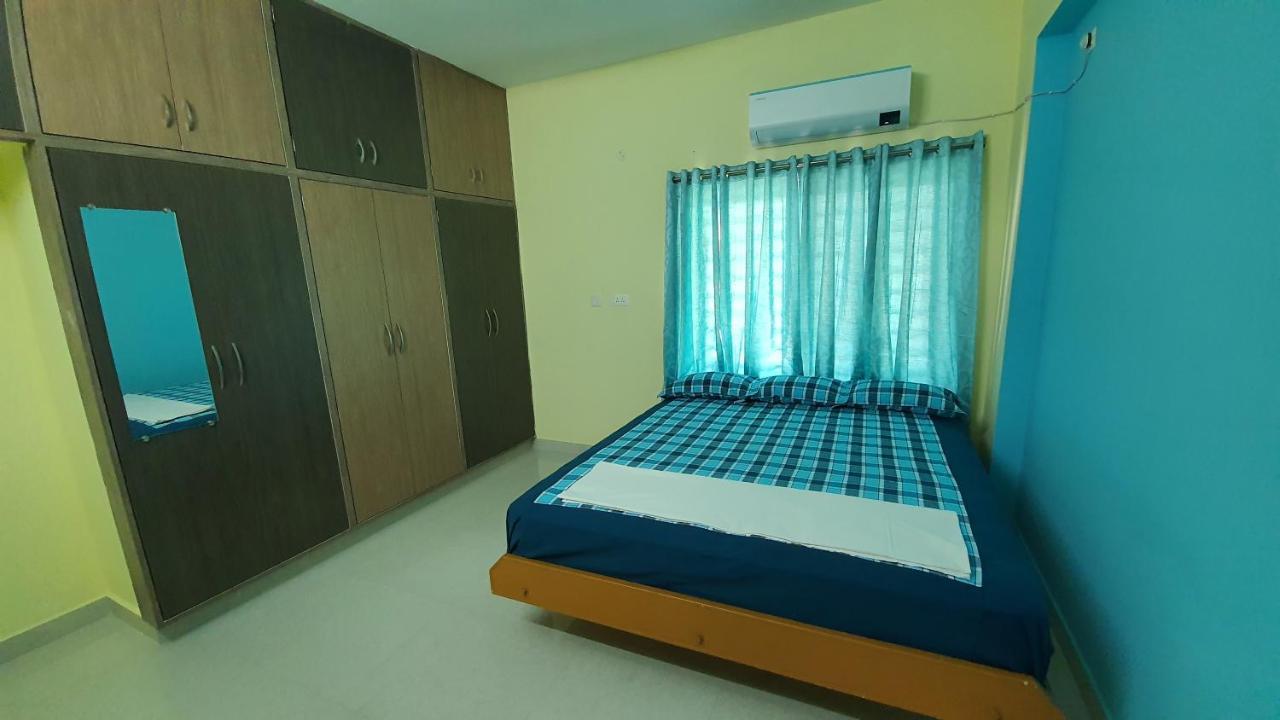Tirupati Homestay - 2Bhk Ac Family Apartments Near Alipiri And Kapilatheertham - Walk To A2B Veg Restaurant - Wifi - Android Tv - Easy Access To Tirumala Eksteriør billede